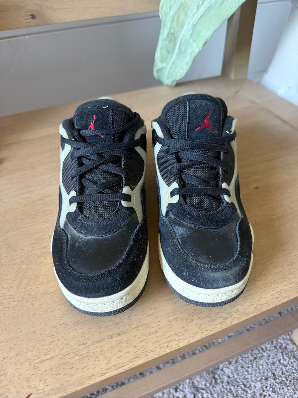 Jordan 4 RM - Picture 2 of 4